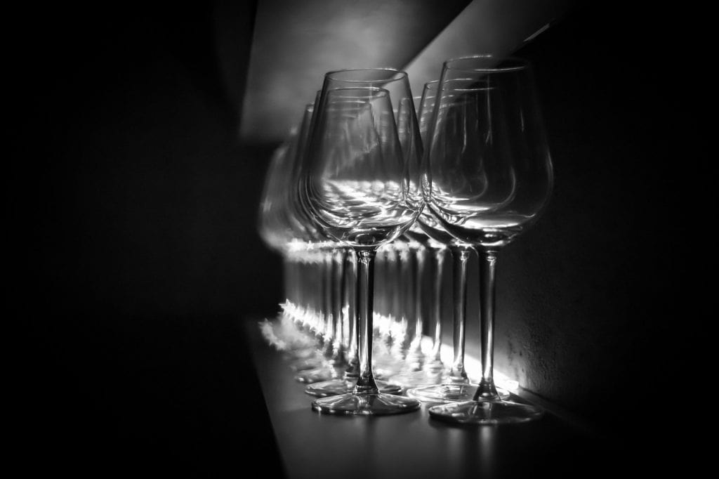 wine glasses 2971680 1280